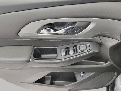 2023 Chevrolet Traverse Base