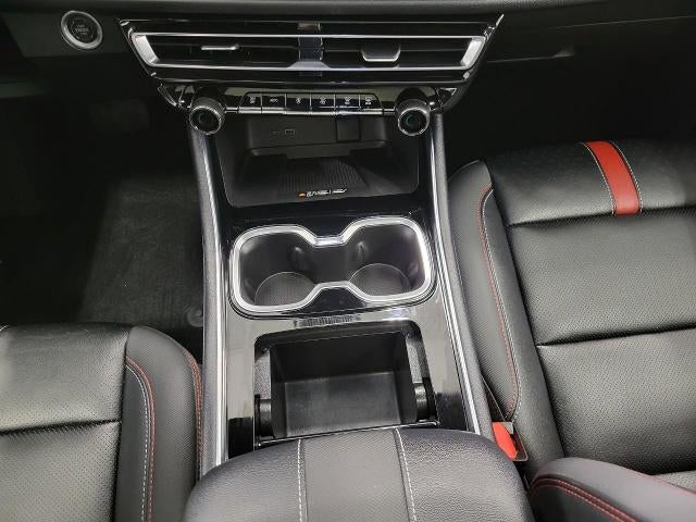 2024 Chevrolet Traverse Base