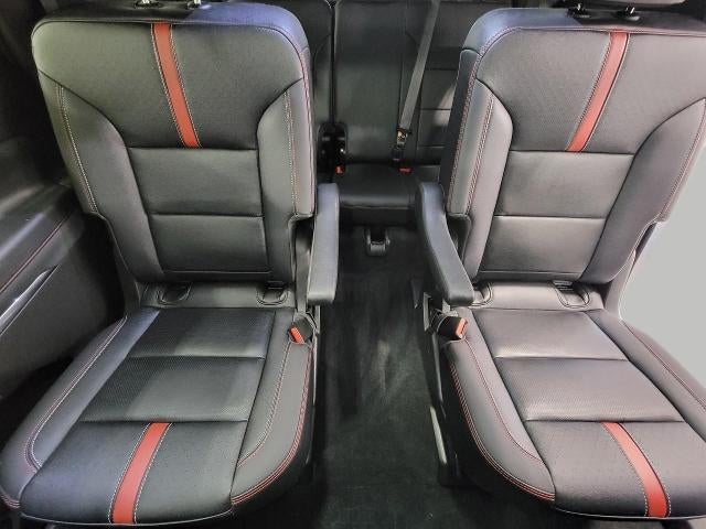 2024 Chevrolet Traverse Base