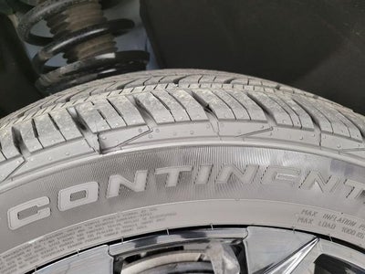 2024 Chevrolet Traverse Base