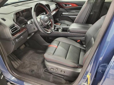 2024 Chevrolet Traverse Base