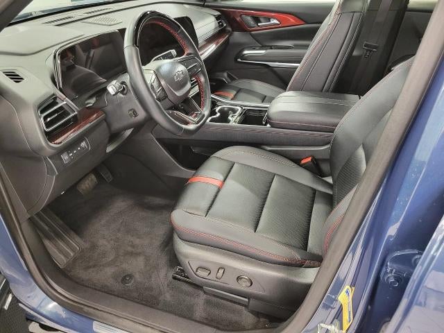 2024 Chevrolet Traverse Base