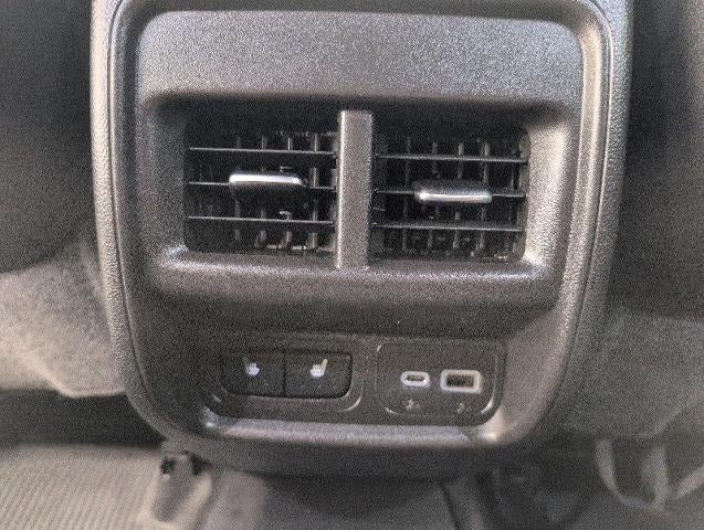2024 Cadillac XT4 Base