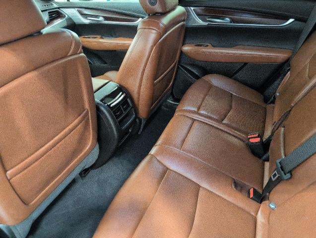 2023 Cadillac XT5 Base