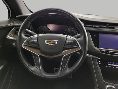 2017 Cadillac XT5 Platinum AWD