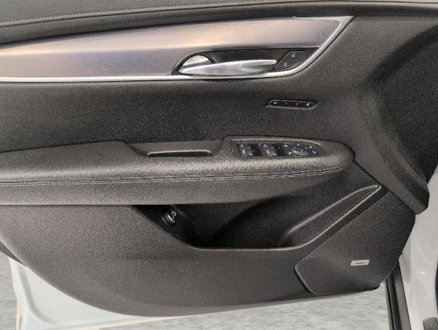 2024 Cadillac XT6 Base