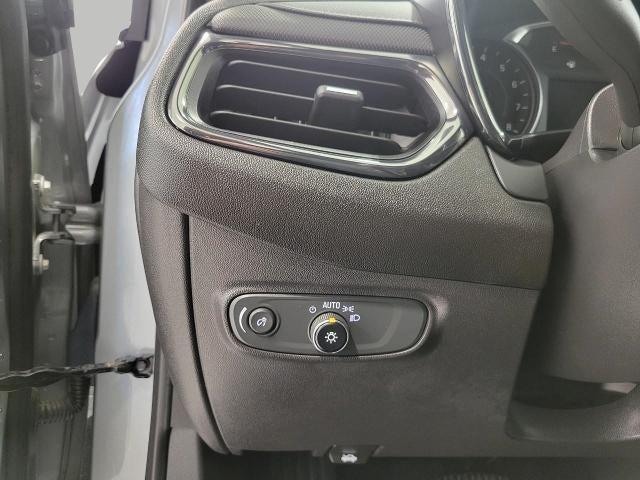 2023 Chevrolet Equinox Base